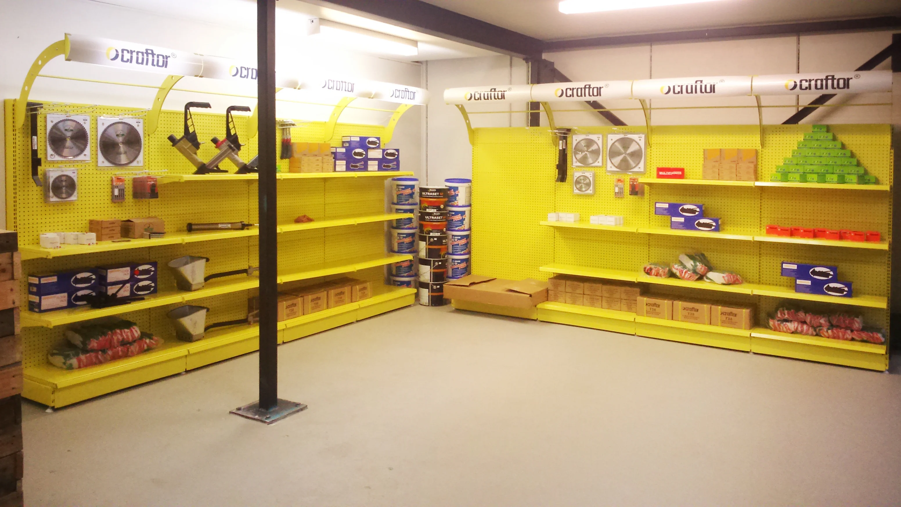 Hardware Tool Shop Shelf